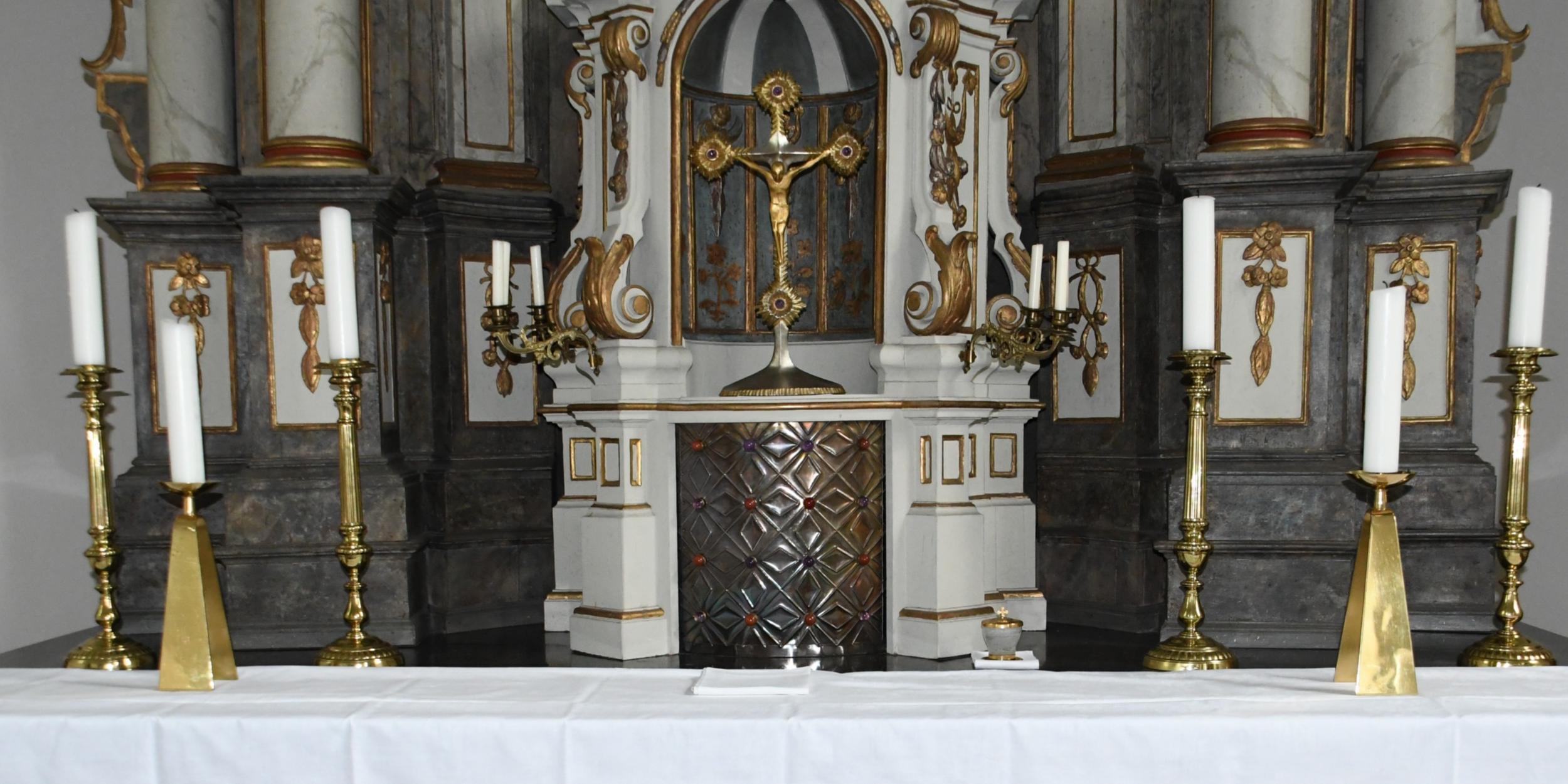 Kommunionhelfer/innen und Lektor/innen