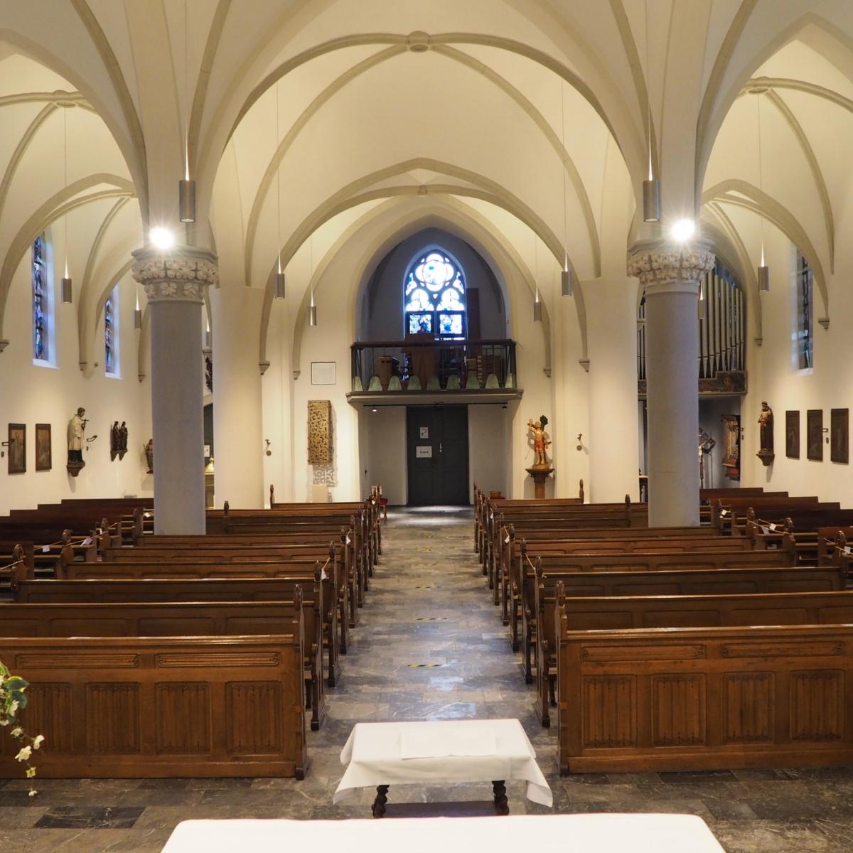 Kirche Glesch hinten (c) Stephan Spohr Kirche Glesch hinten