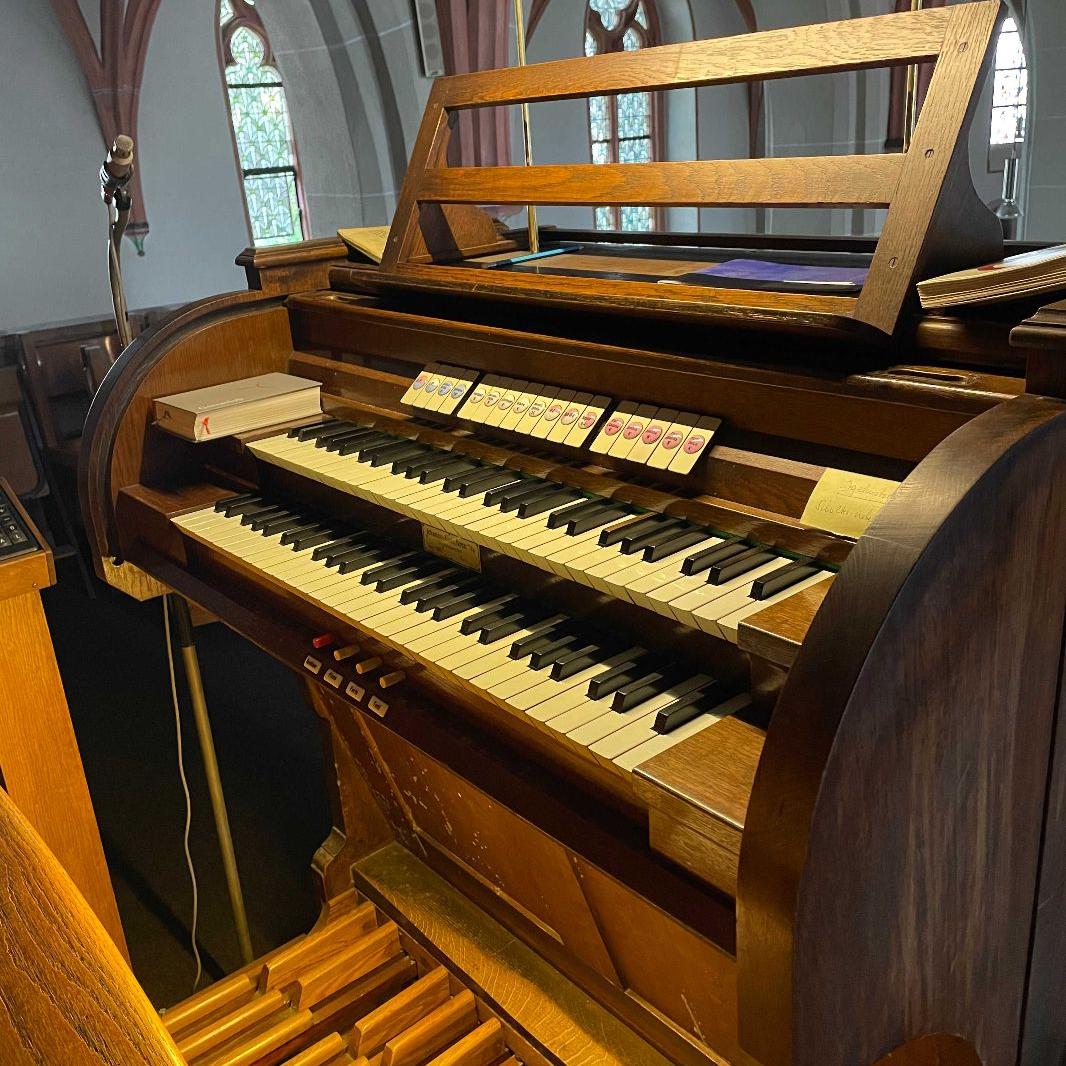 Orgel-St.-Johannes-Baptist-Niederaussem-1