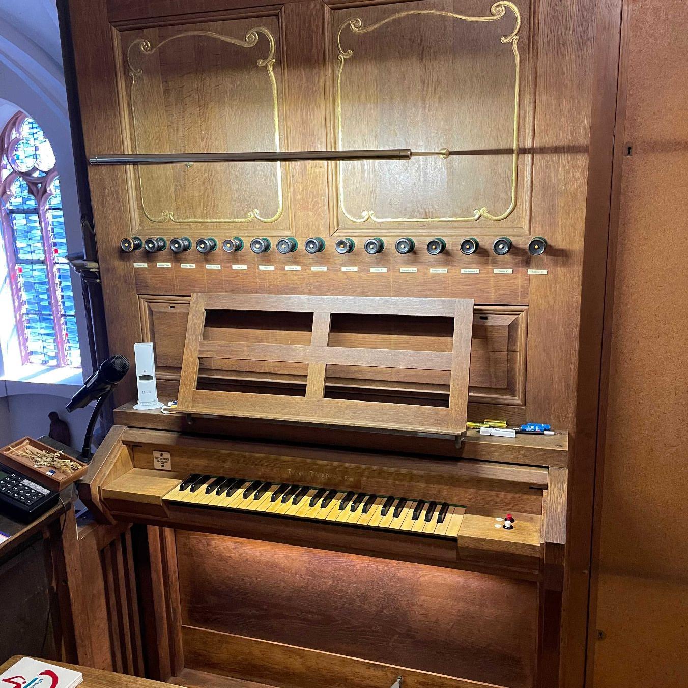 Orgel-St.-Michael-Huechelhoven-1